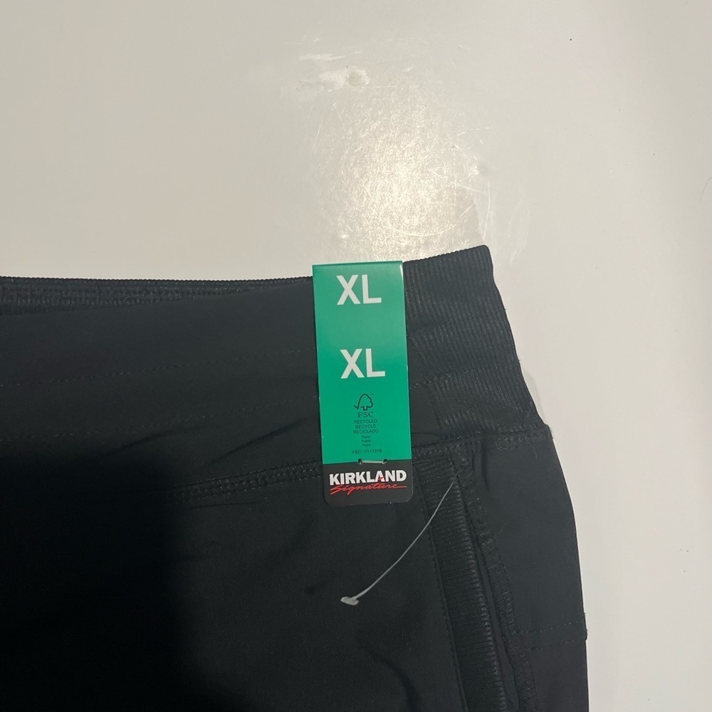 Kirkland Signature Black Sweatpants Relaxed Fit Joggers - Picture 6 of 9